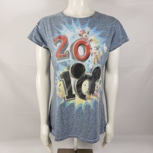 2010 Disneyland graphic t shirt sz L